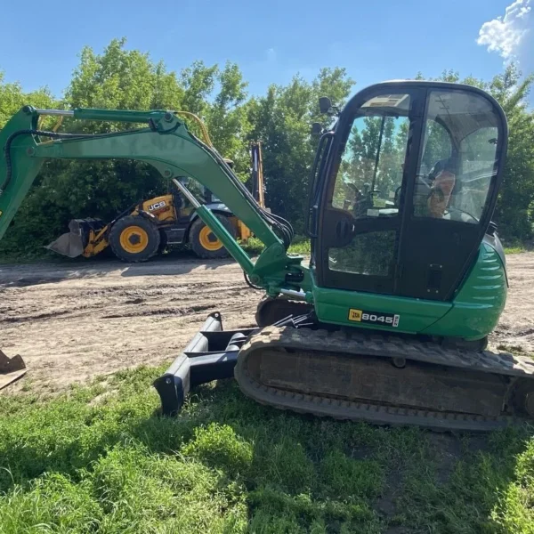 JCB 8045 STS, 2007 + 3 GODETS