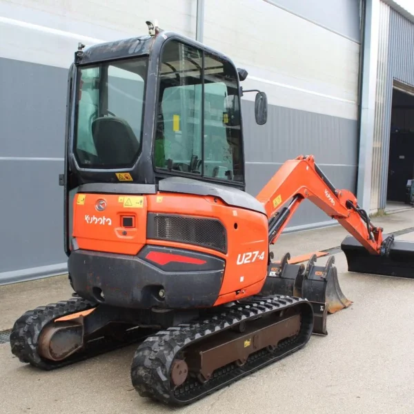 KUBOTA U27-4, 2,6T + 3 GODETS