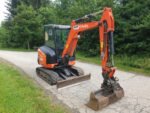 KUBOTA KX 030-4, 2865 KG + 3 GODETS – Image 4