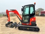 KUBOTA U27-4 NEUVE + 3 GODETS – Image 3