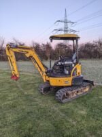 Komatsu PC 22 MR + 3 GODETS – Image 17