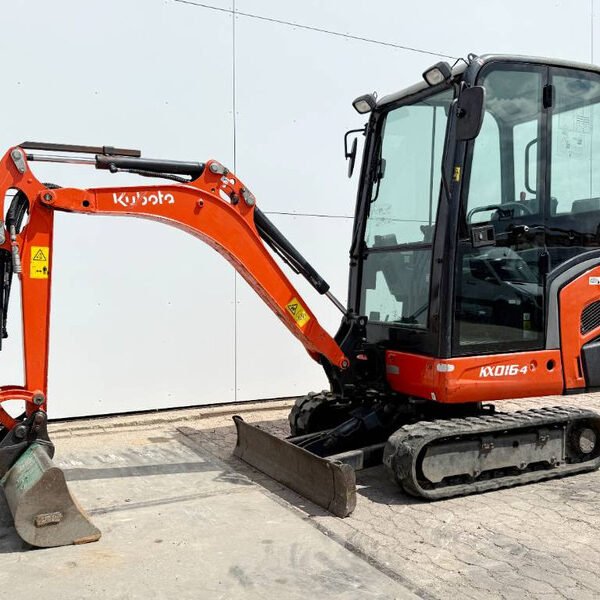 Kubota KX016-4 - 1615 KG + 3 GODETS